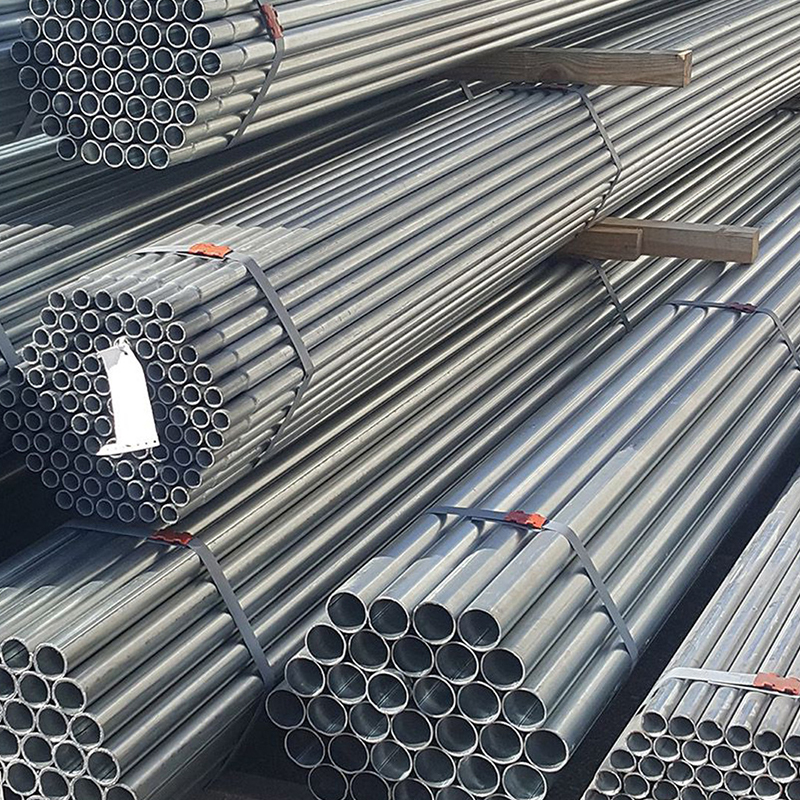 Galvanized seamless steel pipe